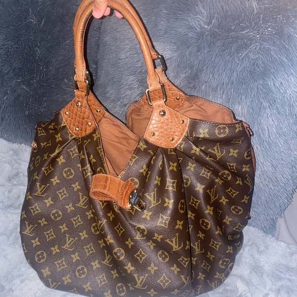 LOUIS Vuitton bag used - Picture 1 of 8